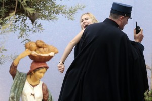 Femen-v-R9me-3